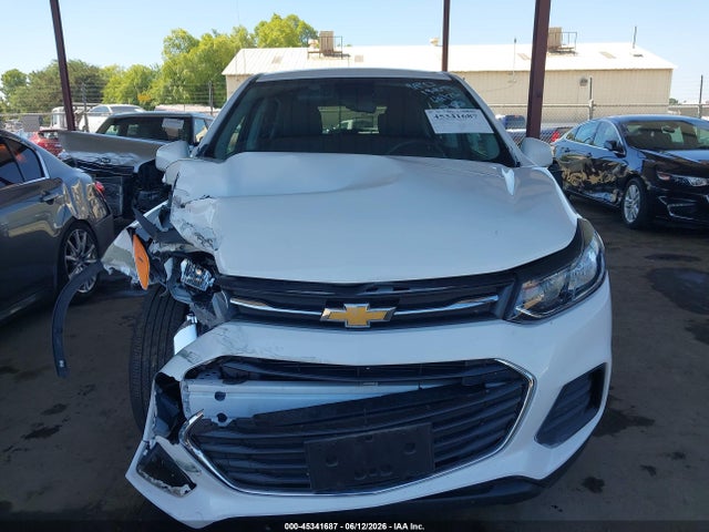 KL7CJKSB0LB045238 Chevrolet Trax Fwd Ls