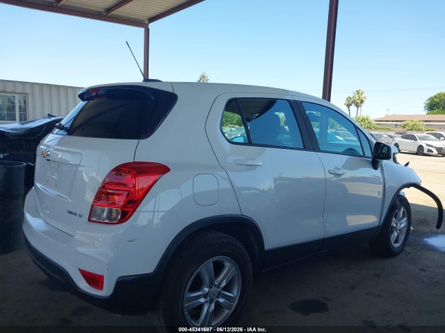 KL7CJKSB0LB045238 Chevrolet Trax Fwd Ls