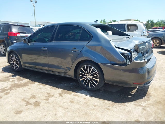 2015 Volkswagen Jetta 1.8t Sport მანქანა იყიდება აუქციონზე, vin: 3VWD17AJXFM203088, აუქციონის ნომერი: 45341689