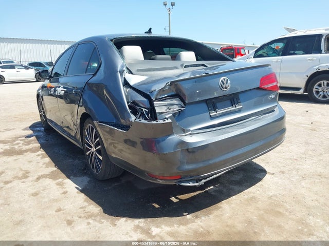 2015 Volkswagen Jetta 1.8t Sport მანქანა იყიდება აუქციონზე, vin: 3VWD17AJXFM203088, აუქციონის ნომერი: 45341689