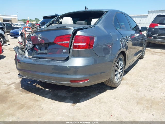 2015 Volkswagen Jetta 1.8t Sport მანქანა იყიდება აუქციონზე, vin: 3VWD17AJXFM203088, აუქციონის ნომერი: 45341689