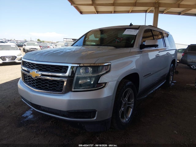 Chevrolet Suburban 1500 Lt 2015 1GNSCJKCXFR199017 Image 2