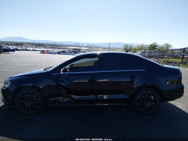 45341765 :رقم المزاد ، 3VWDB7AJ3HM256392 vin ، 2017 Volkswagen Jetta 1.4t Se مزاد بيع