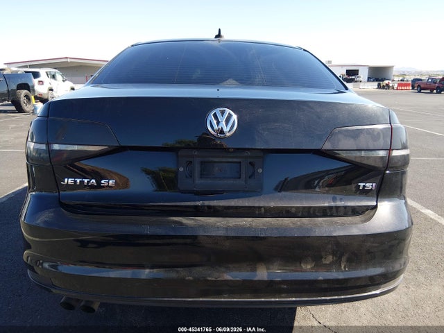 45341765 :رقم المزاد ، 3VWDB7AJ3HM256392 vin ، 2017 Volkswagen Jetta 1.4t Se مزاد بيع