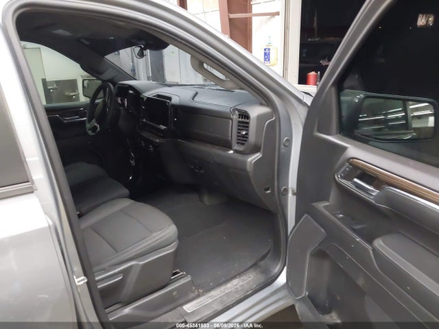 2024 Chevrolet Silverado 1500 4wd  Short Bed Lt მანქანა იყიდება აუქციონზე, vin: 1GCUDDE89RZ243343, აუქციონის ნომერი: 45341803