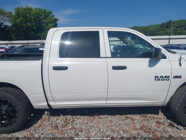 2015 Ram 1500 Express მანქანა იყიდება აუქციონზე, vin: 3C6RR6KT7FG698545, აუქციონის ნომერი: 45341817