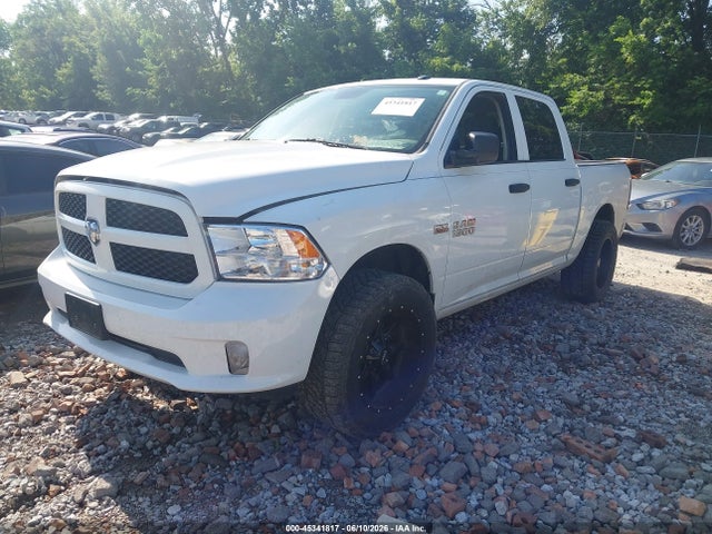 2015 Ram 1500 Express მანქანა იყიდება აუქციონზე, vin: 3C6RR6KT7FG698545, აუქციონის ნომერი: 45341817