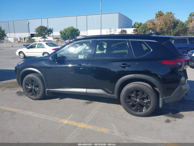 JN8BT3BA3PW013005 Nissan Rogue Sv Fwd