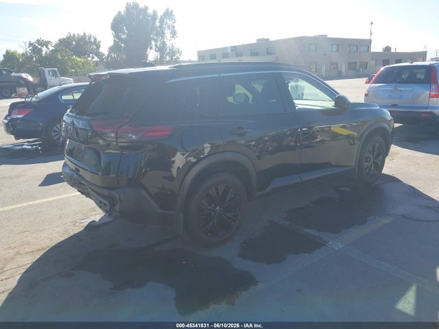 JN8BT3BA3PW013005 Nissan Rogue Sv Fwd