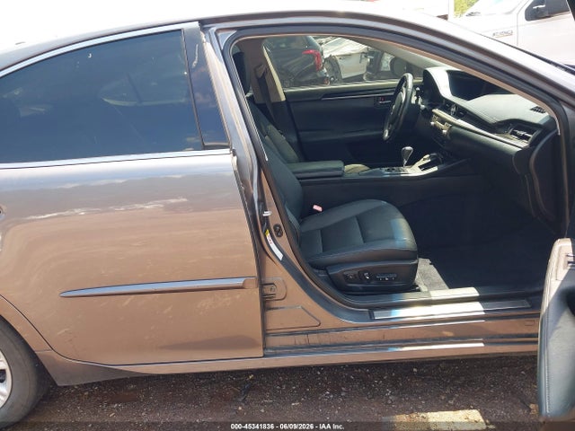 2015 Lexus Es 350 მანქანა იყიდება აუქციონზე, vin: JTHBK1GGXF2173600, აუქციონის ნომერი: 45341836
