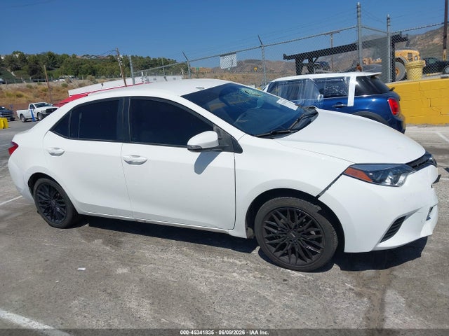 Toyota COROLLA LE 2015 5YFBURHE2FP201821 Image 14