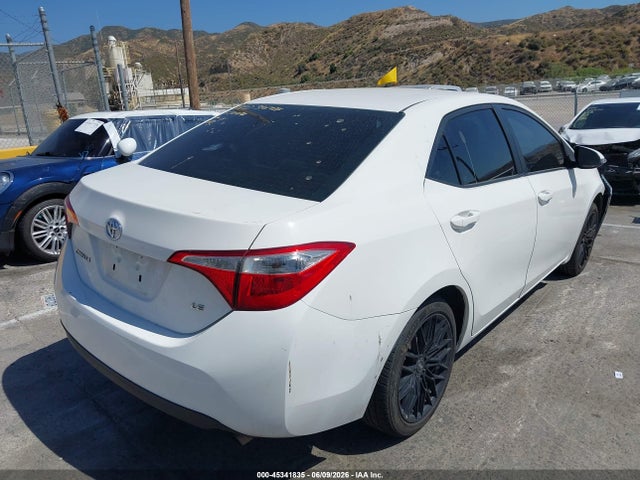 Toyota COROLLA LE 2015 5YFBURHE2FP201821 Image 4