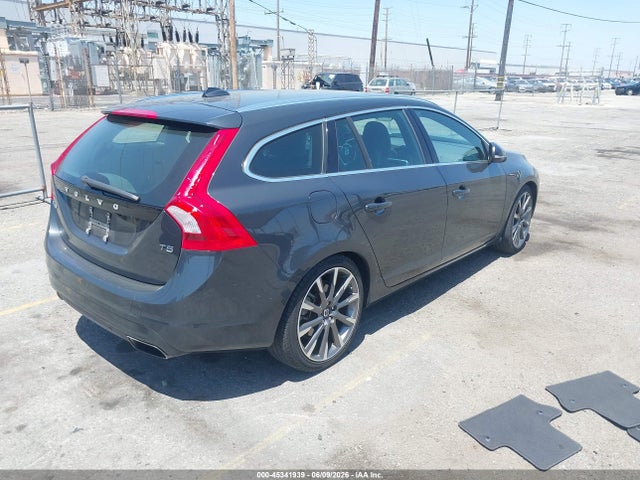 Volvo V60 T5 Premier 2015 YV140MEK7F1217142 Image 4