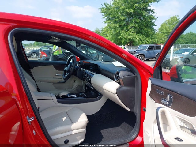 45341952 :رقم المزاد ، WDD3G4FBXKW023493 vin ، 2019 Mercedes-benz A 220 4matic مزاد بيع
