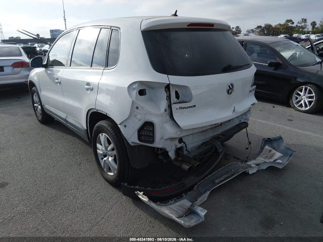 2013 Volkswagen Tiguan S მანქანა იყიდება აუქციონზე, vin: WVGAV7AX9DW504006, აუქციონის ნომერი: 45341993