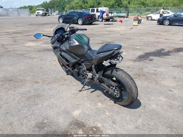 ML5EXER18RDAD5202 Kawasaki Ex650 R