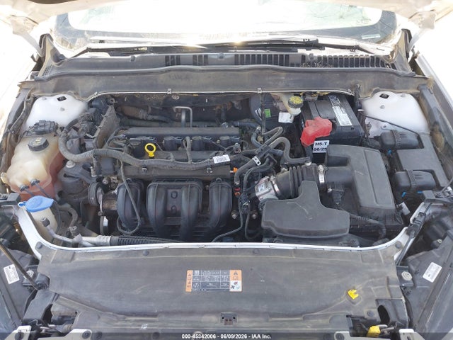 3FA6P0H76GR328952 Ford FUSION SE