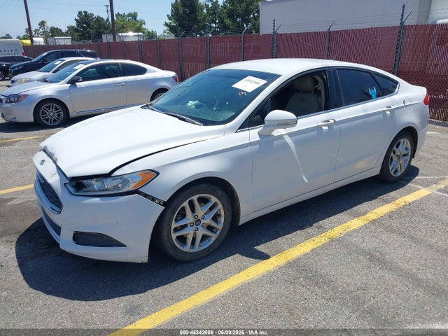 3FA6P0H76GR328952 Ford FUSION SE