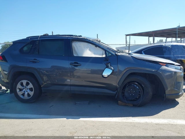 Toyota RAV4 LE 2020 2T3G1RFV8LW098763 Image 13