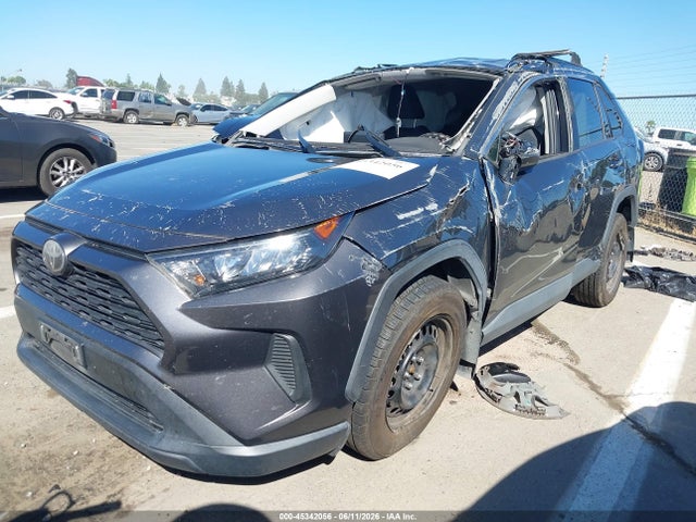 Toyota RAV4 LE 2020 2T3G1RFV8LW098763 Image 2