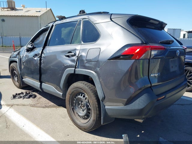 Toyota RAV4 LE 2020 2T3G1RFV8LW098763 Image 3