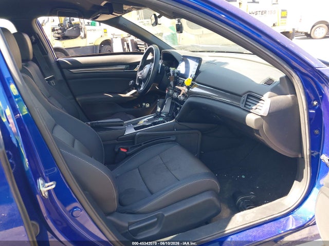 1HGCV1F38KA160325 Honda Accord Sport