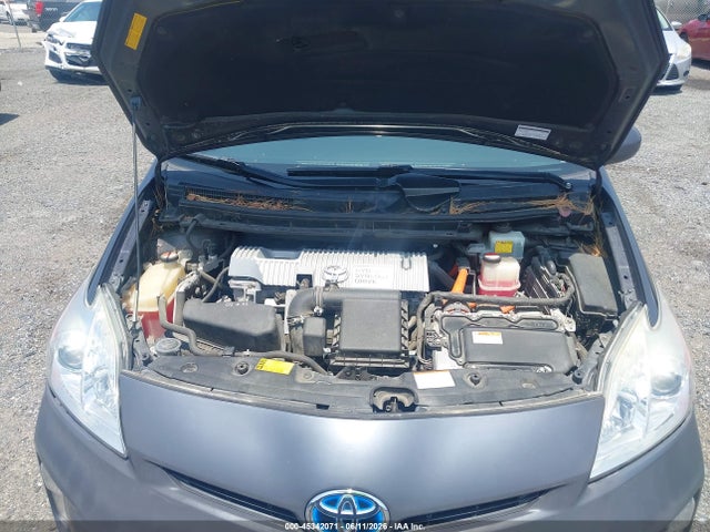 Продажа на аукционе авто 2015 Toyota Prius Two, vin: JTDKN3DU7F0437768, номер лота: 45342071