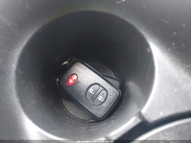 Продажа на аукционе авто 2015 Toyota Prius Two, vin: JTDKN3DU7F0437768, номер лота: 45342071