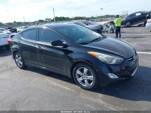 Продажа на аукционе авто 2013 Hyundai Elantra Gls, vin: 5NPDH4AE8DH203853, номер лота: 45342083