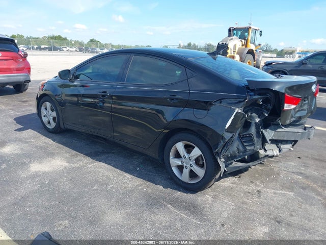 Продажа на аукционе авто 2013 Hyundai Elantra Gls, vin: 5NPDH4AE8DH203853, номер лота: 45342083