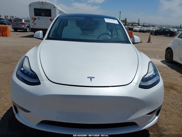 Продаж на аукціоні авто 2021 Tesla Model Y Long Range Dual Motor All-wheel Drive, vin: 5YJYGDEE8MF083064, номер лоту: 45342095