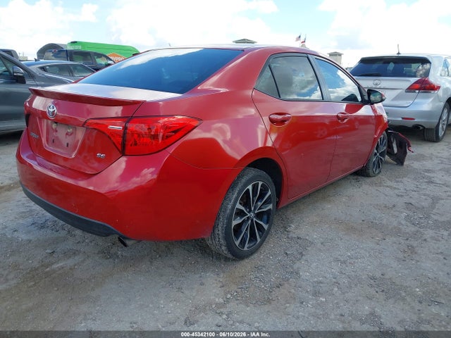 Toyota COROLLA SE 2017 5YFBURHE8HP630058 Image 4