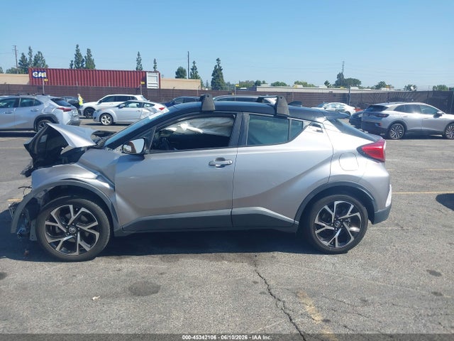 JTNKHMBXXK1039397 Toyota C-HR XLE