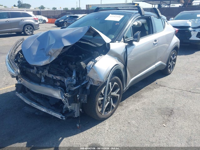 JTNKHMBXXK1039397 Toyota C-HR XLE