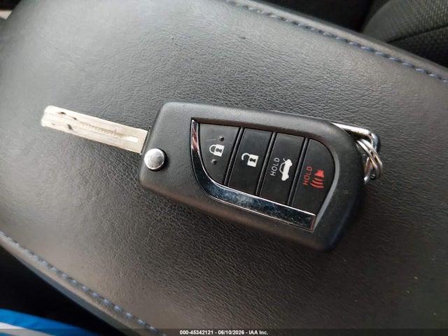 Продажа на аукционе авто 2022 Toyota Corolla Se, vin: 5YFS4MCE1NP112847, номер лота: 45342121