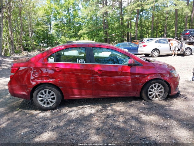45342169 :رقم المزاد ، 1G1JD5SH1J4127559 vin ، 2018 Chevrolet Sonic Lt Auto مزاد بيع