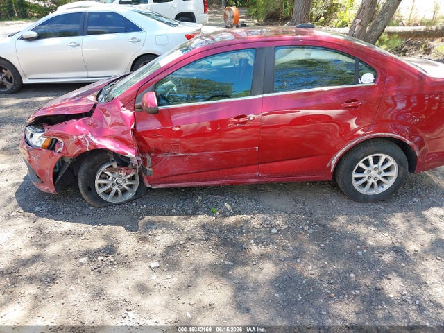 45342169 :رقم المزاد ، 1G1JD5SH1J4127559 vin ، 2018 Chevrolet Sonic Lt Auto مزاد بيع