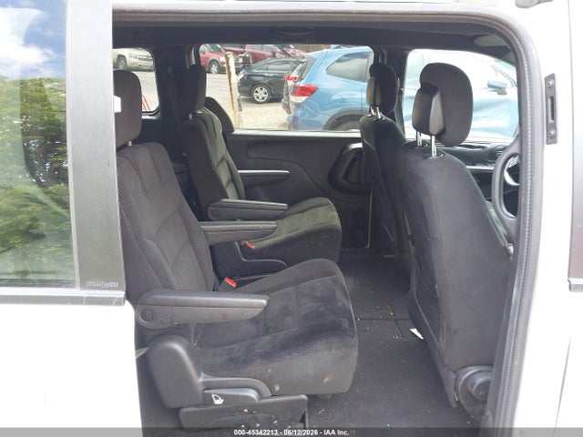 Продаж на аукціоні авто 2016 Dodge Grand Caravan Se Plus, vin: 2C4RDGBG7GR211632, номер лоту: 45342213