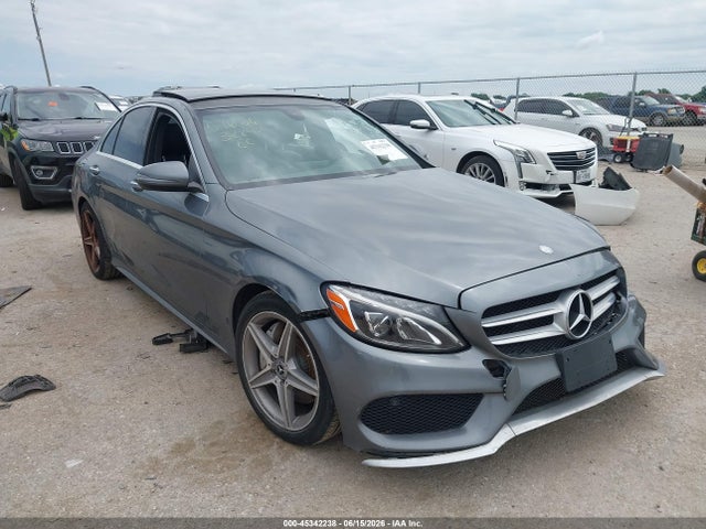 45342238 :رقم المزاد ، 55SWF4KB2HU217365 vin ، 2017 Mercedes-benz C 300 Sport 4matic مزاد بيع