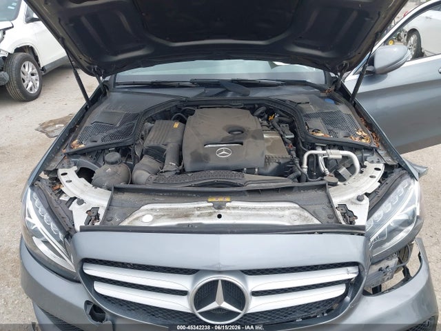 45342238 :رقم المزاد ، 55SWF4KB2HU217365 vin ، 2017 Mercedes-benz C 300 Sport 4matic مزاد بيع