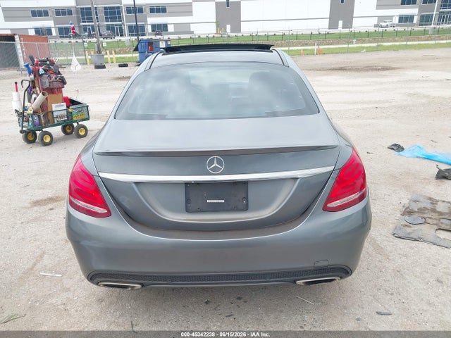 45342238 :رقم المزاد ، 55SWF4KB2HU217365 vin ، 2017 Mercedes-benz C 300 Sport 4matic مزاد بيع
