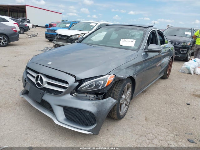 45342238 :رقم المزاد ، 55SWF4KB2HU217365 vin ، 2017 Mercedes-benz C 300 Sport 4matic مزاد بيع