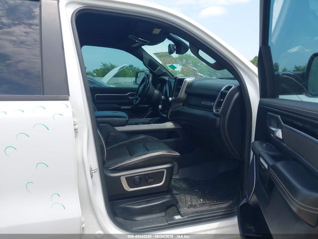 45342245 :رقم المزاد ، 1C6SRFJT6LN207257 vin ، 2020 Ram 1500 Laramie  4x4 5'7 Box مزاد بيع