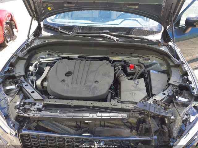 Продаж на аукціоні авто 2024 Volvo Xc60 B5 Plus Dark Theme, vin: YV4L12RL8R1840860, номер лоту: 45342246