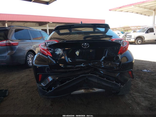Toyota C-HR XLE 2022 NMTKHMBXXNR143589 Image 16