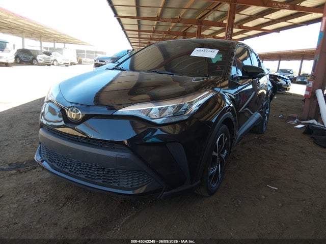 Toyota C-HR XLE 2022 NMTKHMBXXNR143589 Image 2