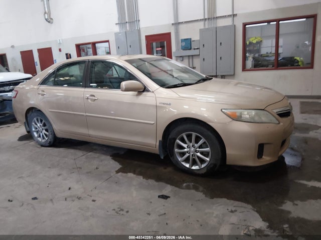 45342251 :رقم المزاد ، 4T1BB3EK0BU139714 vin ، 2011 Toyota Camry Hybrid مزاد بيع