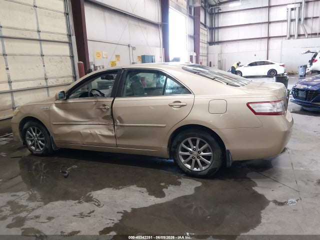 45342251 :رقم المزاد ، 4T1BB3EK0BU139714 vin ، 2011 Toyota Camry Hybrid مزاد بيع