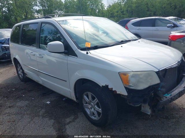 2010 Chrysler Town & Country Touring მანქანა იყიდება აუქციონზე, vin: 2A4RR5D12AR432071, აუქციონის ნომერი: 45342255