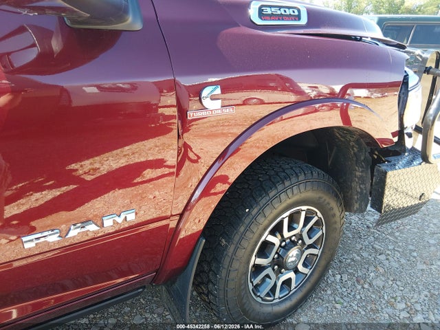 Продажа на аукционе авто 2024 Ram 3500 Limited Longhorn  4x4 6'4 Box, vin: 3C63R3FL3RG108814, номер лота: 45342258